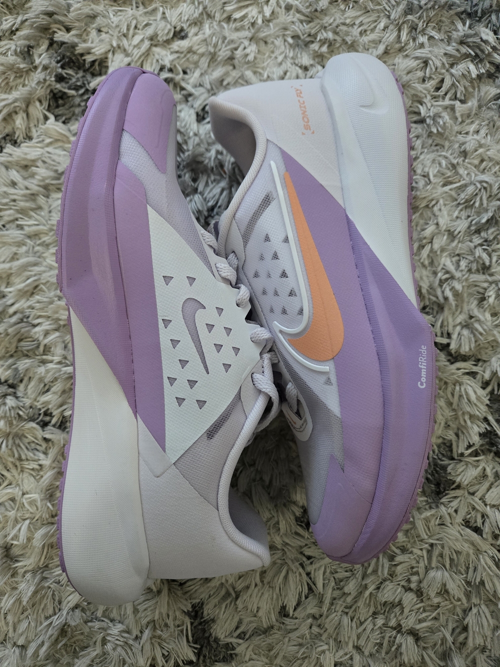 Nike Women's Sonic Fly Running Shoes